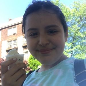 Meet your Posher, Nicole